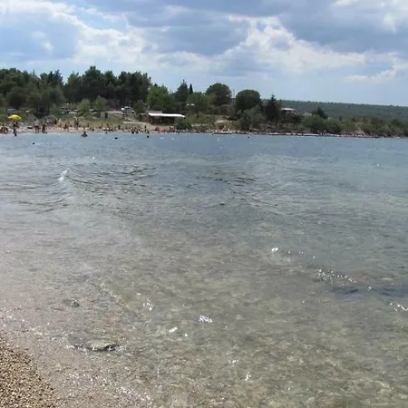 Ela Πανσιόν Gornji Karin